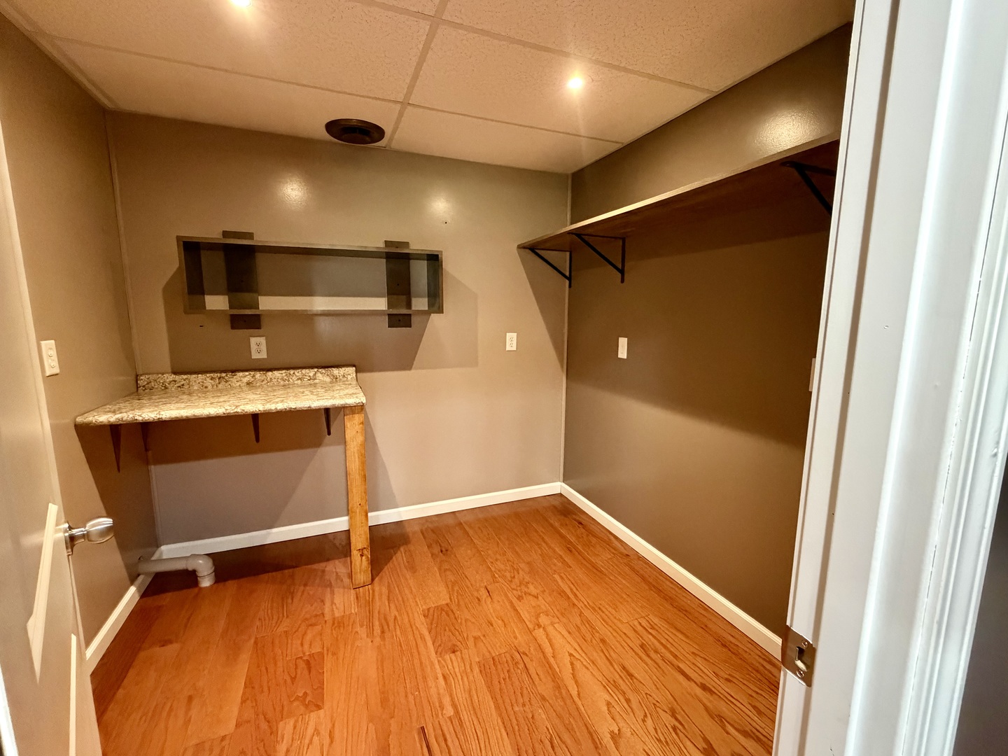 702 S Grant Street, Clinton, IL 61727