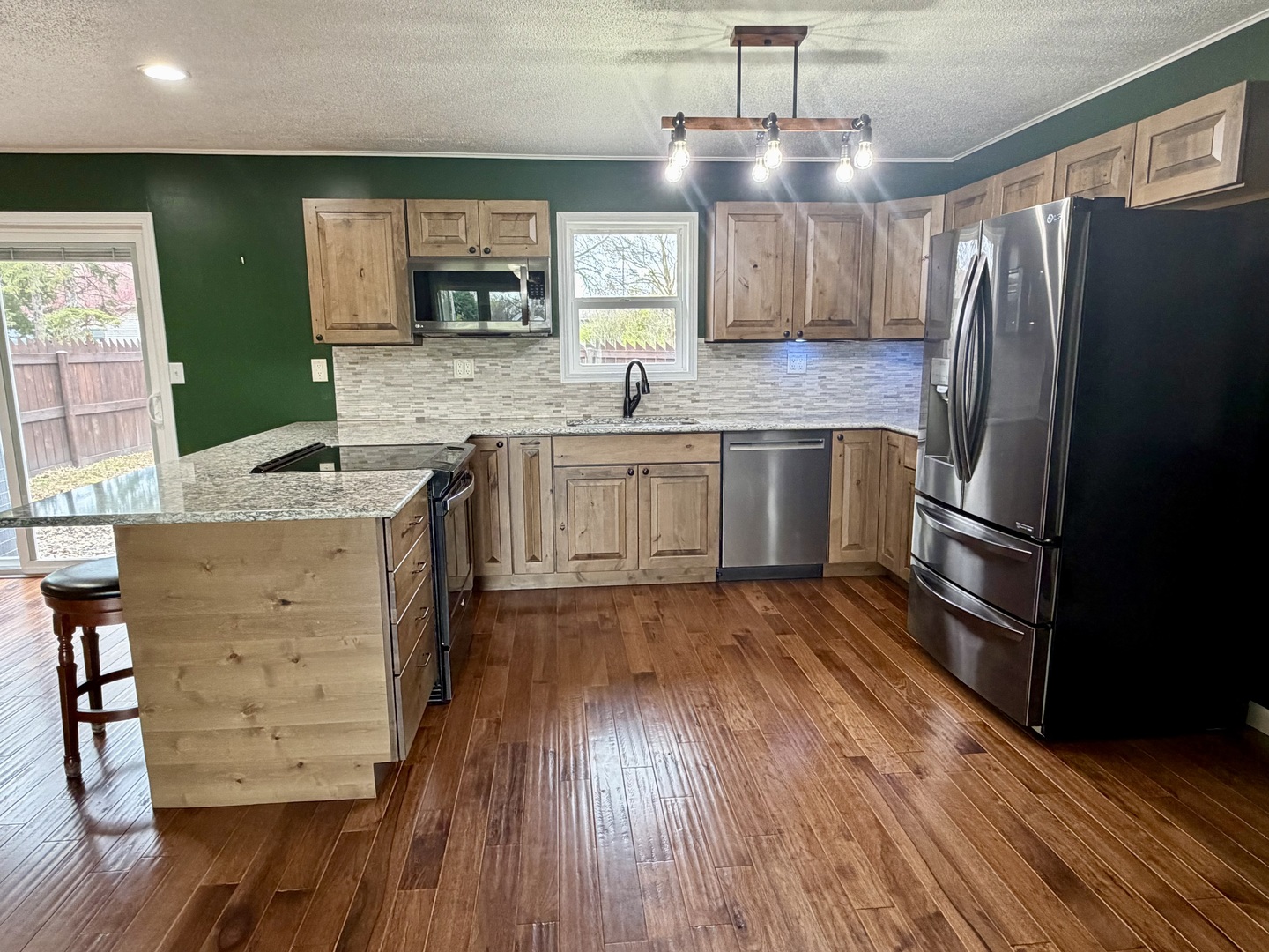 702 S Grant Street, Clinton, IL 61727