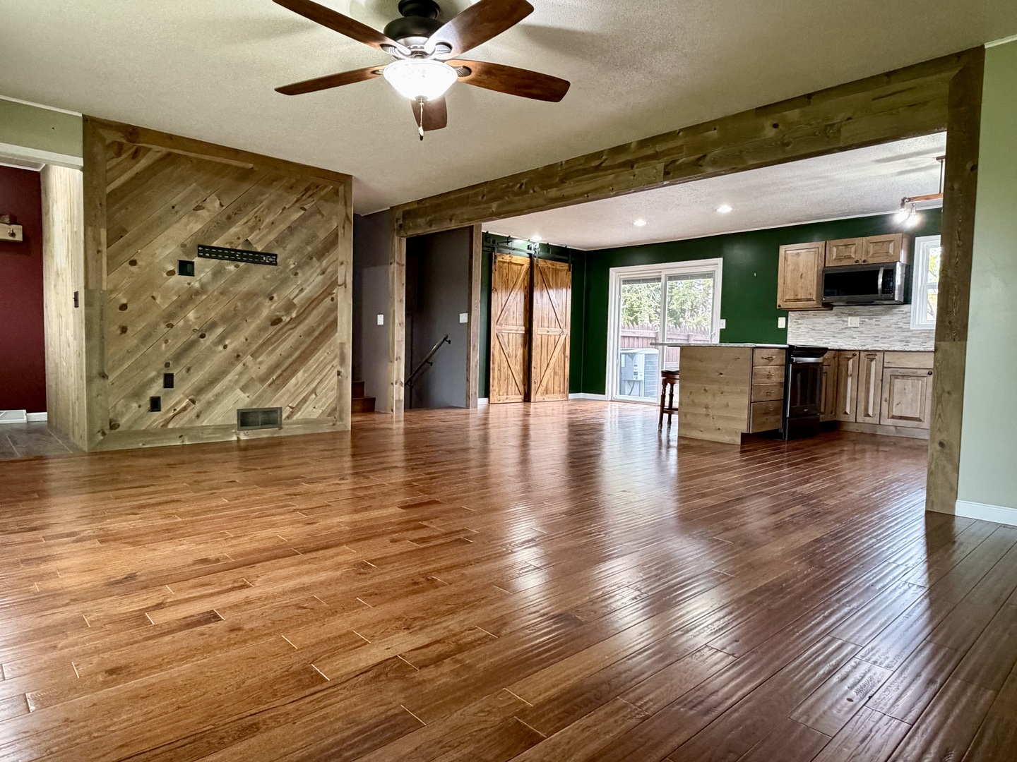 702 S Grant Street, Clinton, IL 61727