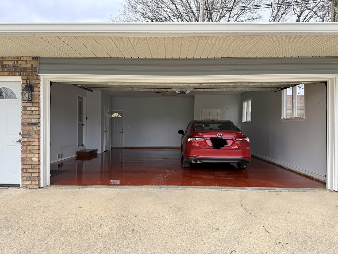 702 S Grant Street, Clinton, IL 61727