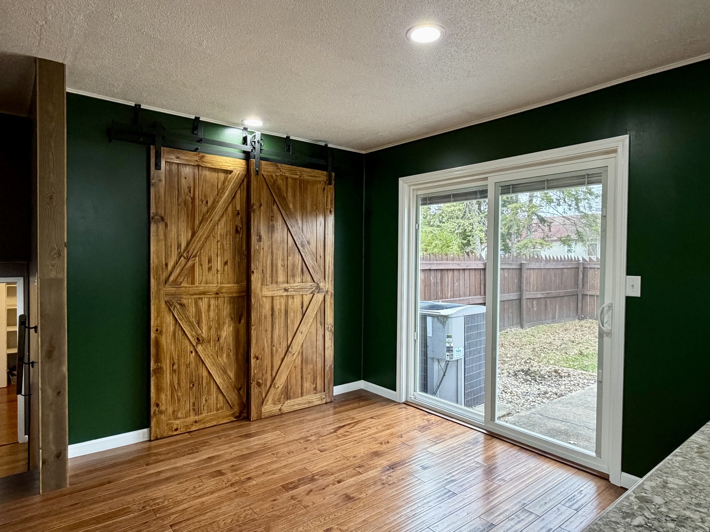 702 S Grant Street, Clinton, IL 61727