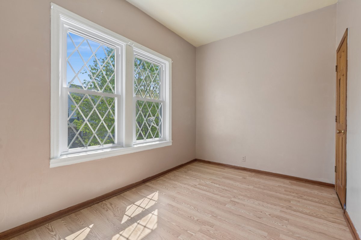 3412 W mclean Avenue, Chicago, IL 60647