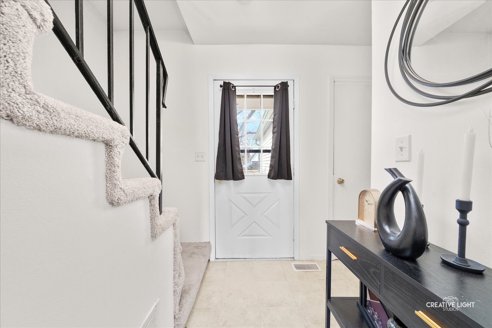 2437 Devonshire Court, Aurora, IL 60502