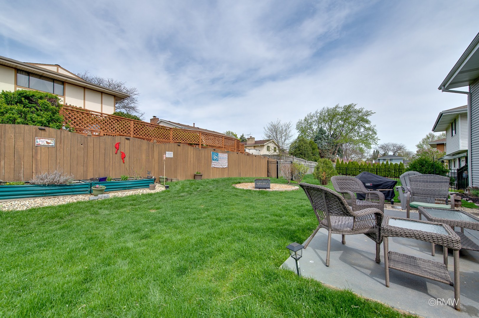 162 Braintree Drive, Bloomingdale, IL 60108