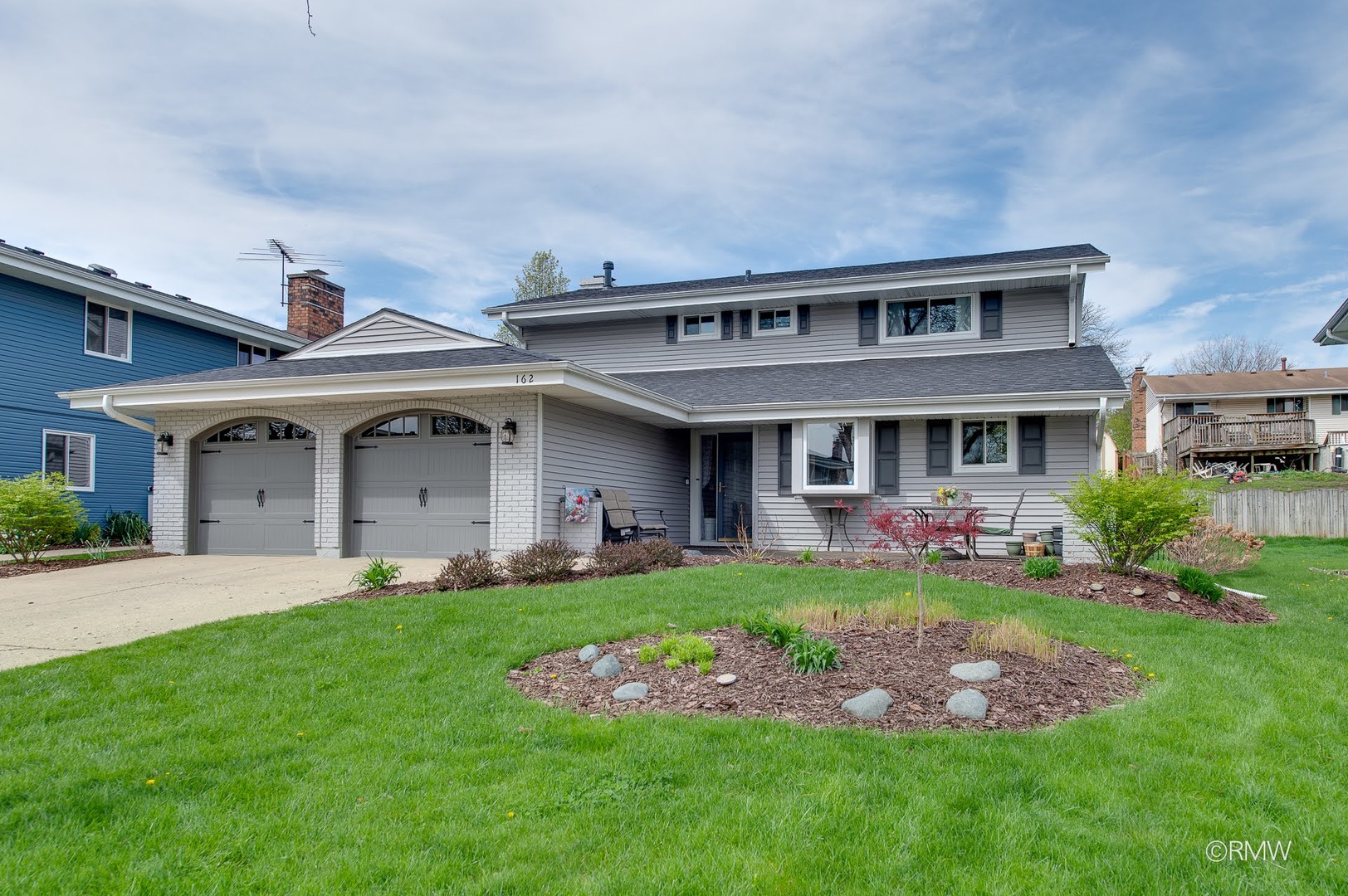 162 Braintree Drive, Bloomingdale, IL 60108