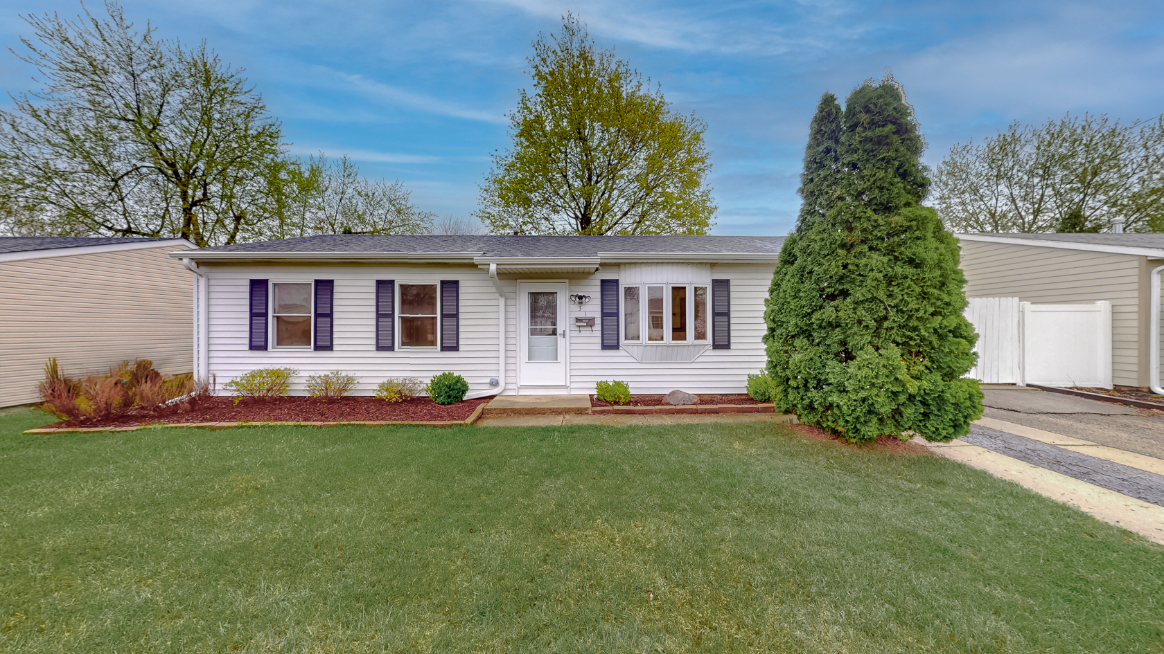 331 Fairfax Avenue, Romeoville, IL 60446