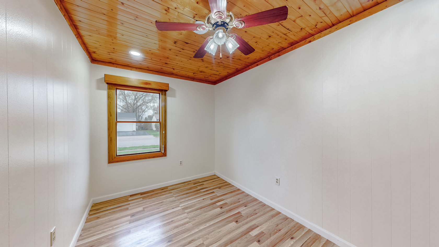 331 Fairfax Avenue, Romeoville, IL 60446