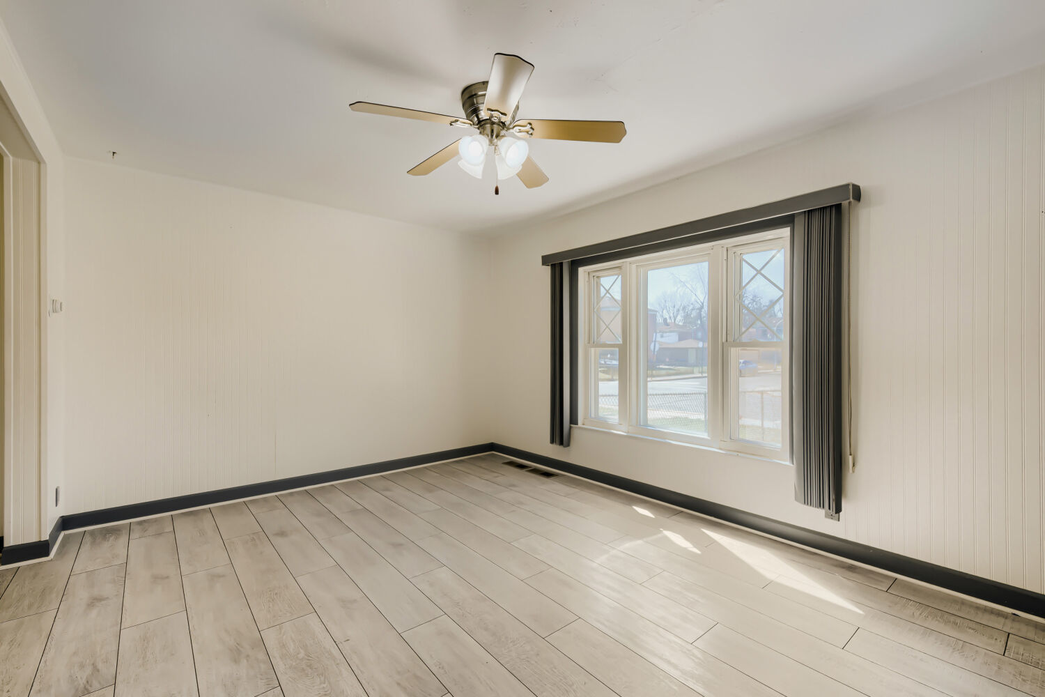 6361 S Lockwood Avenue, Chicago, IL 60638