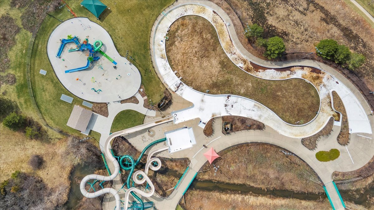 305 Abbey Lane, Vernon Hills, IL 60061