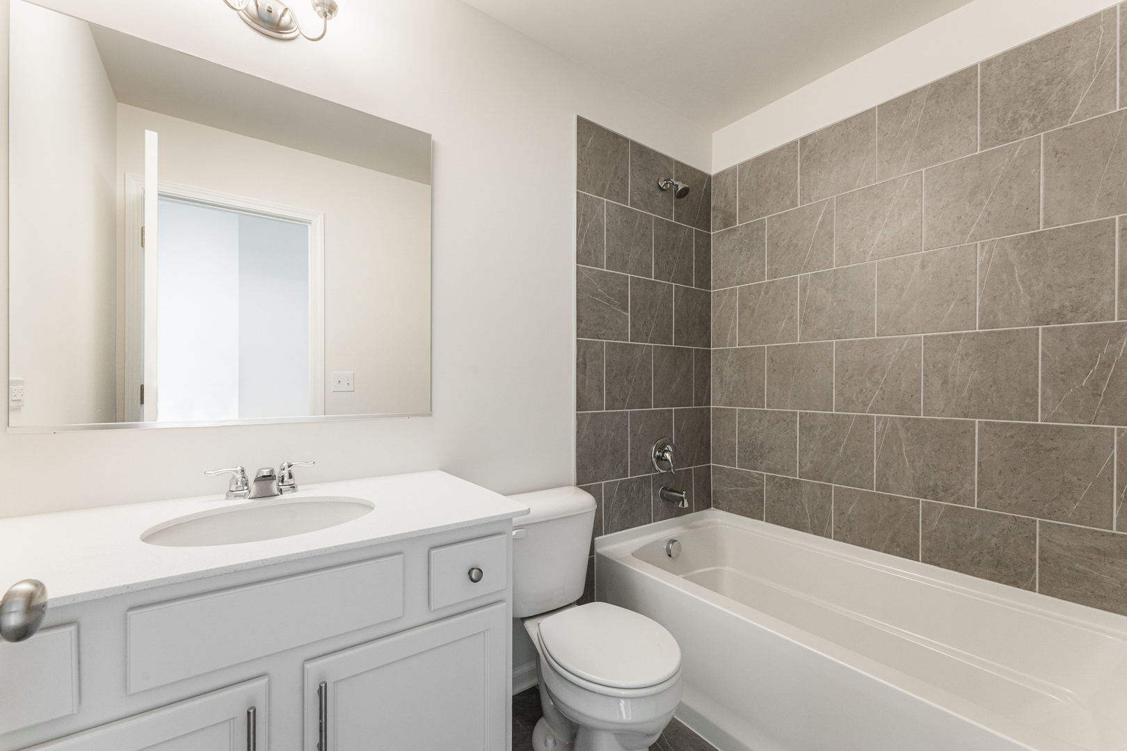 1944 Kingsley Circle, Northbrook, IL 60062