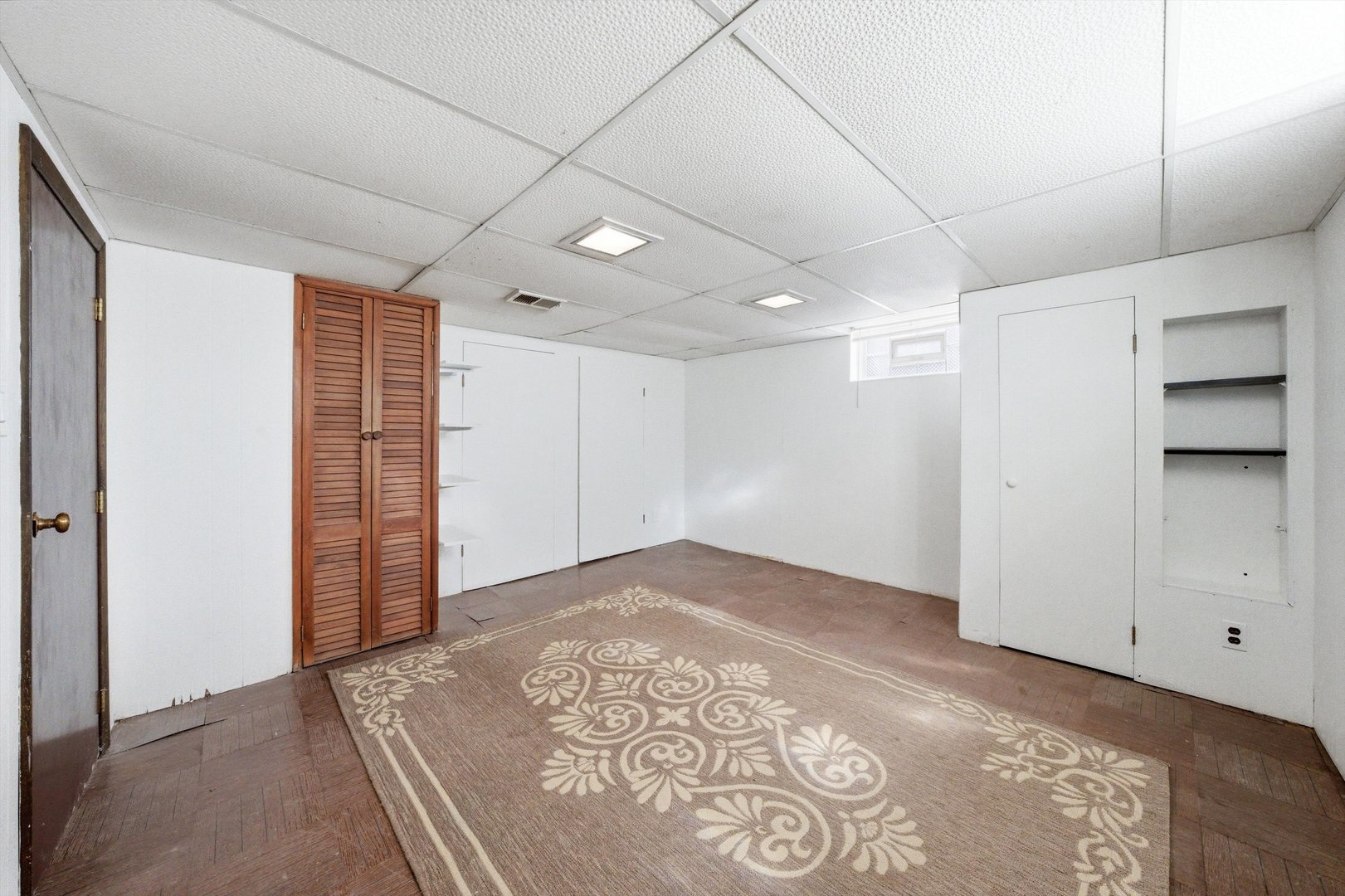 211 Waltham Street, Calumet City, IL 60409