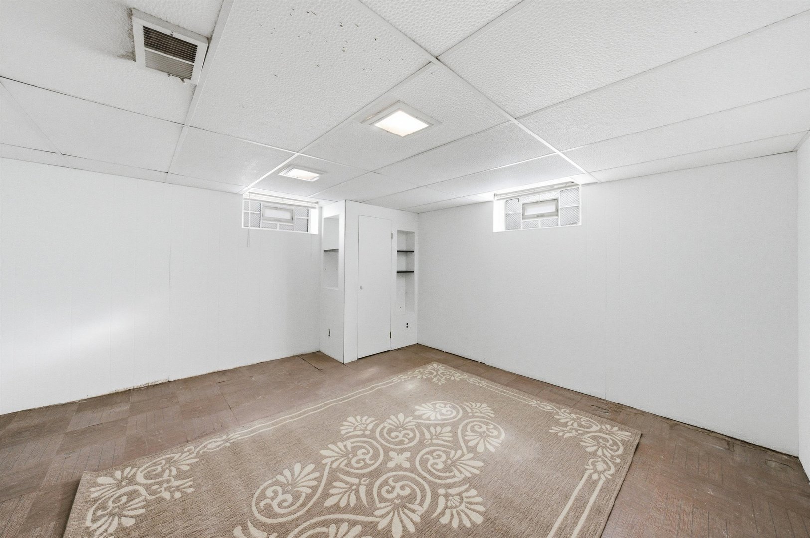 211 Waltham Street, Calumet City, IL 60409