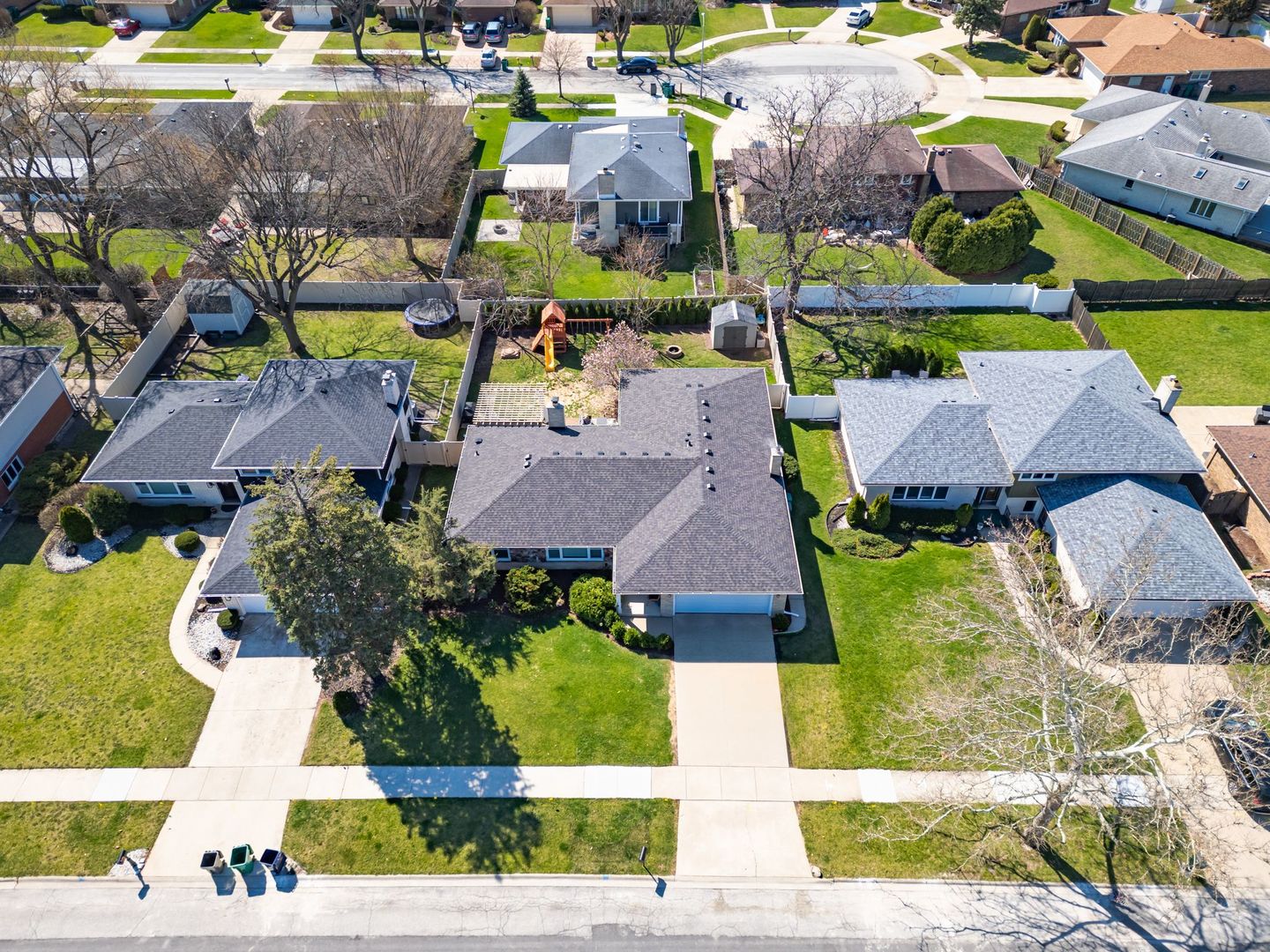 7741 Sycamore Drive, Orland Park, IL 60462