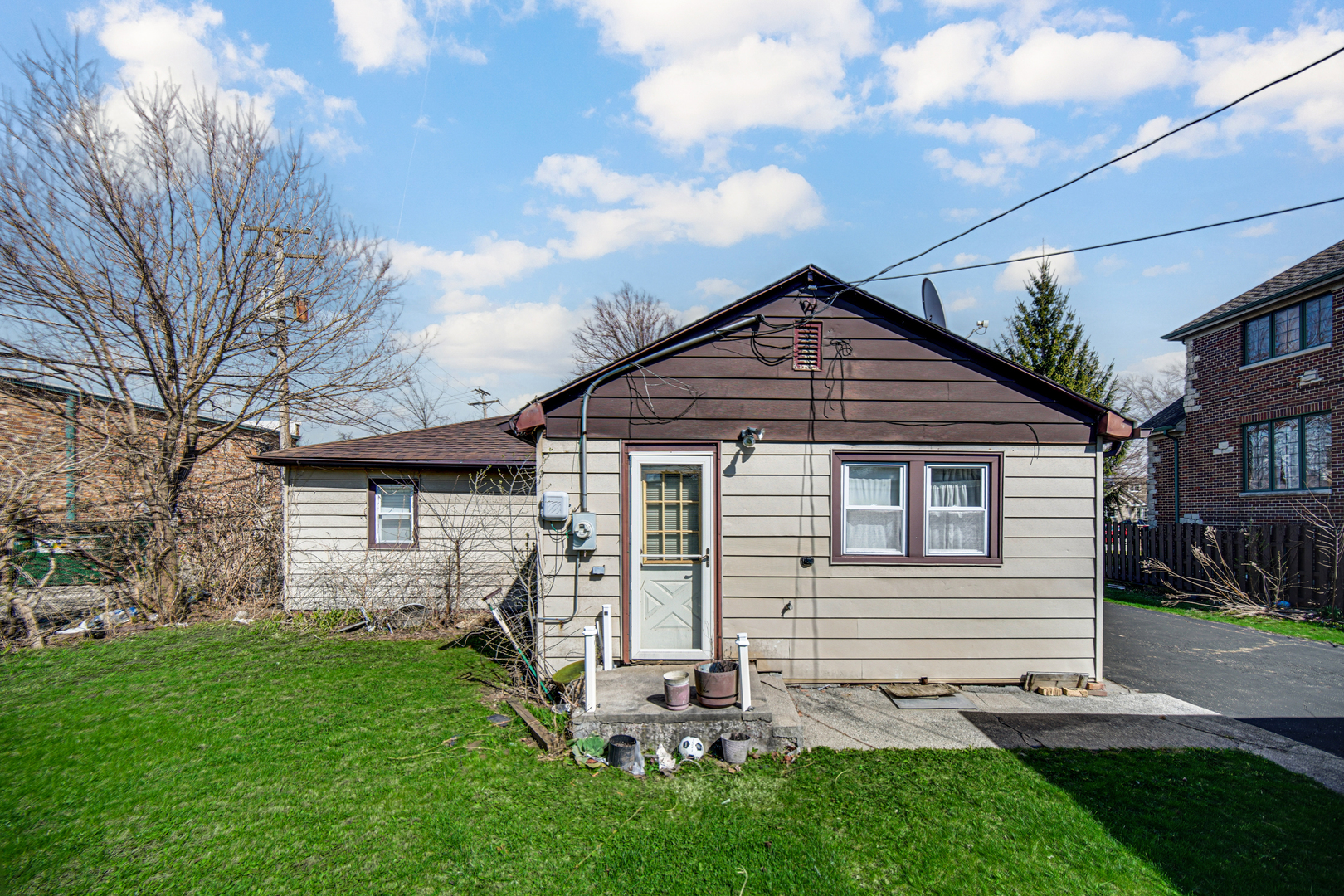 9506 Natoma Avenue, Oak Lawn, IL 60453