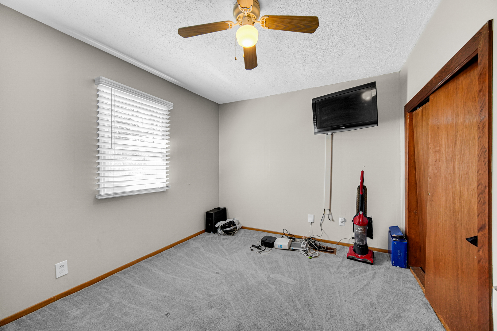 9506 Natoma Avenue, Oak Lawn, IL 60453