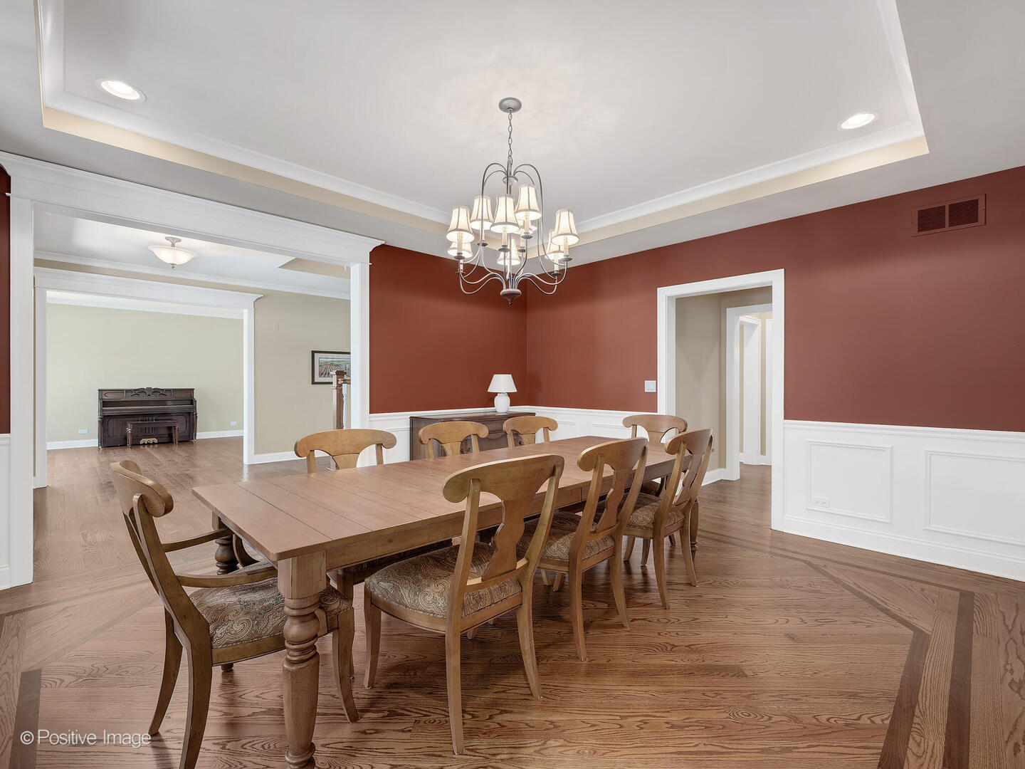 610 S WASHINGTON Street, Elmhurst, IL 60126