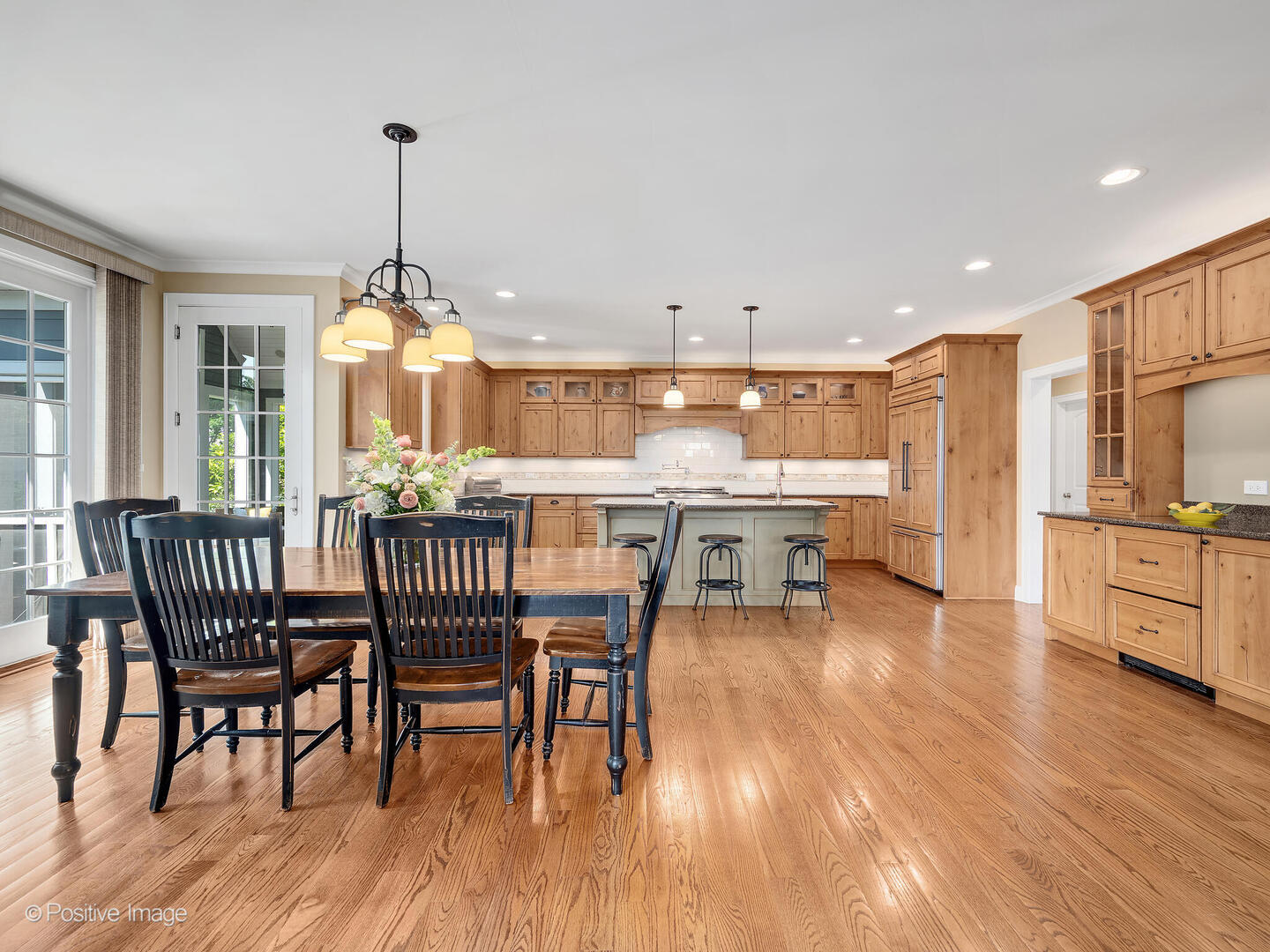 610 S WASHINGTON Street, Elmhurst, IL 60126