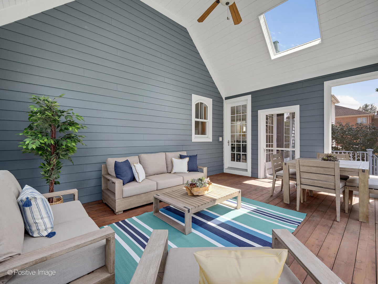 610 S WASHINGTON Street, Elmhurst, IL 60126