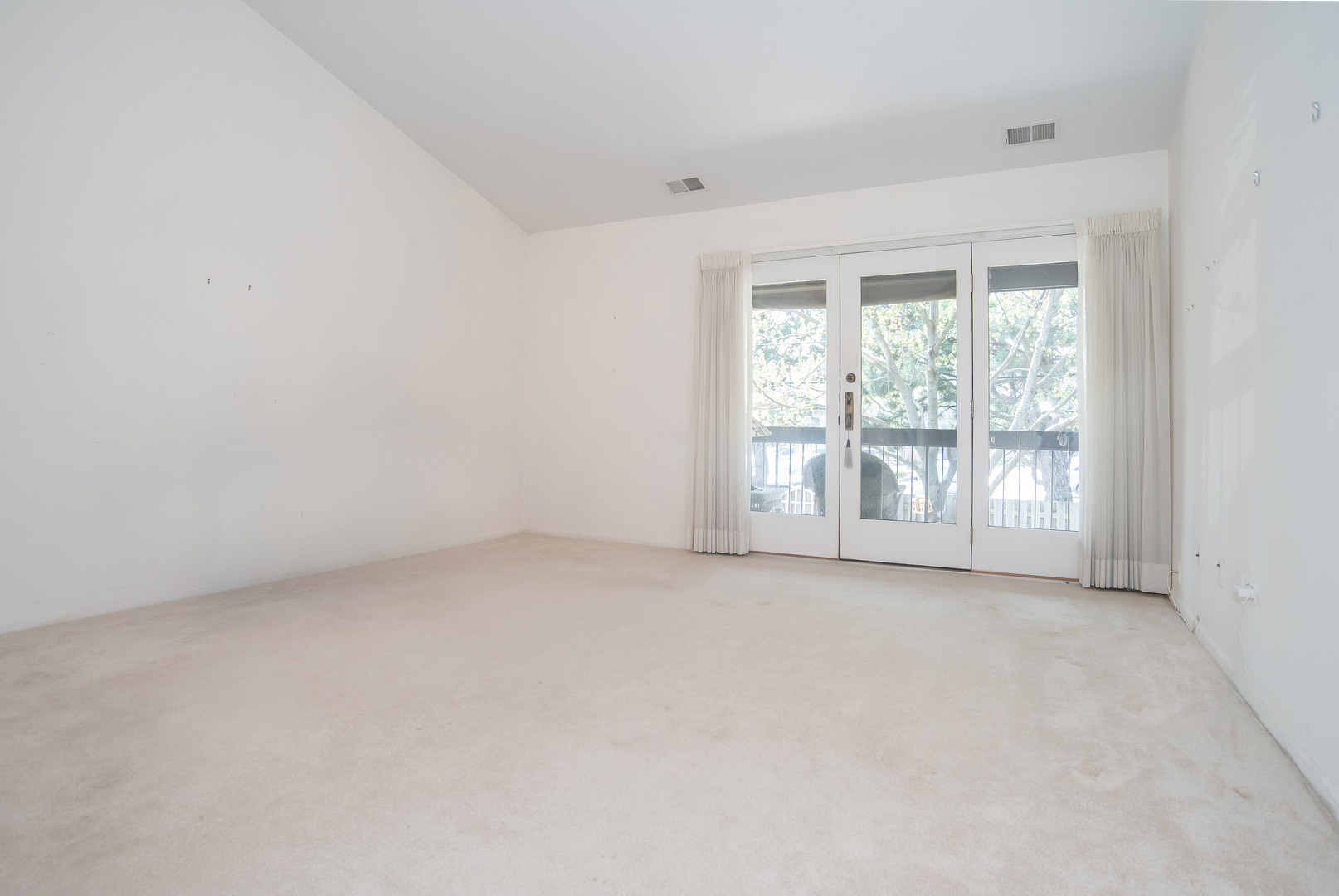 538 Banyon Lane #D, La Grange, IL 60525