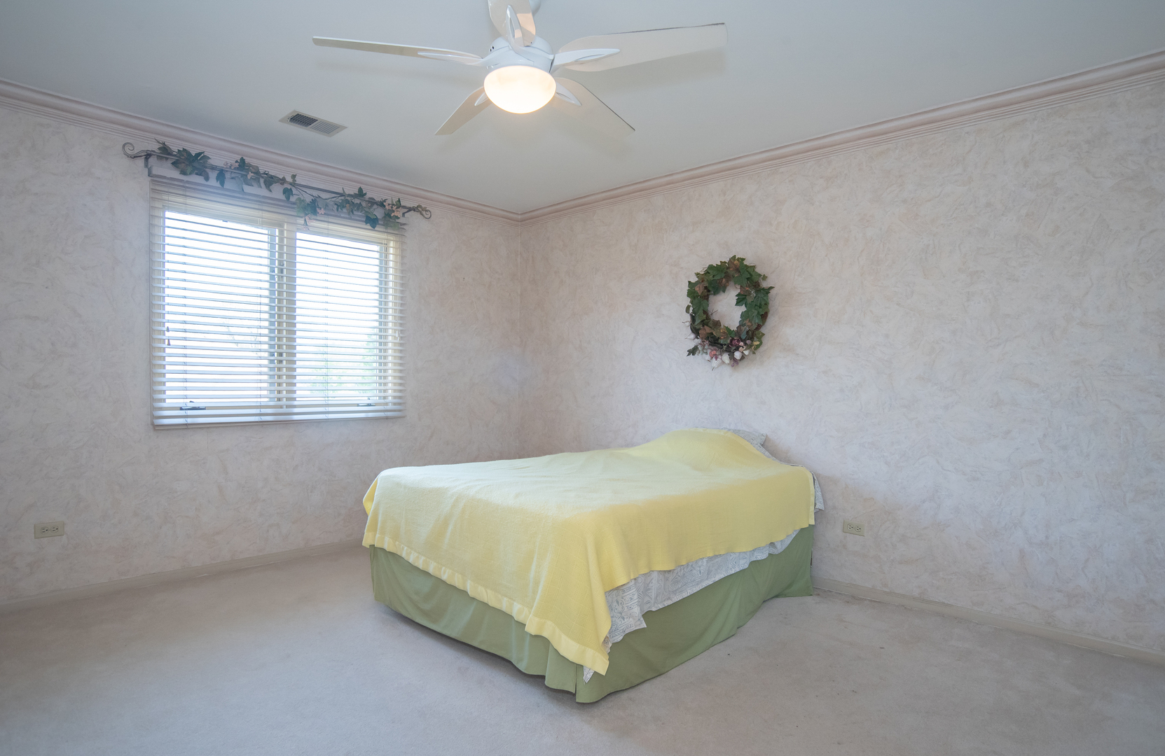 538 Banyon Lane #D, La Grange, IL 60525