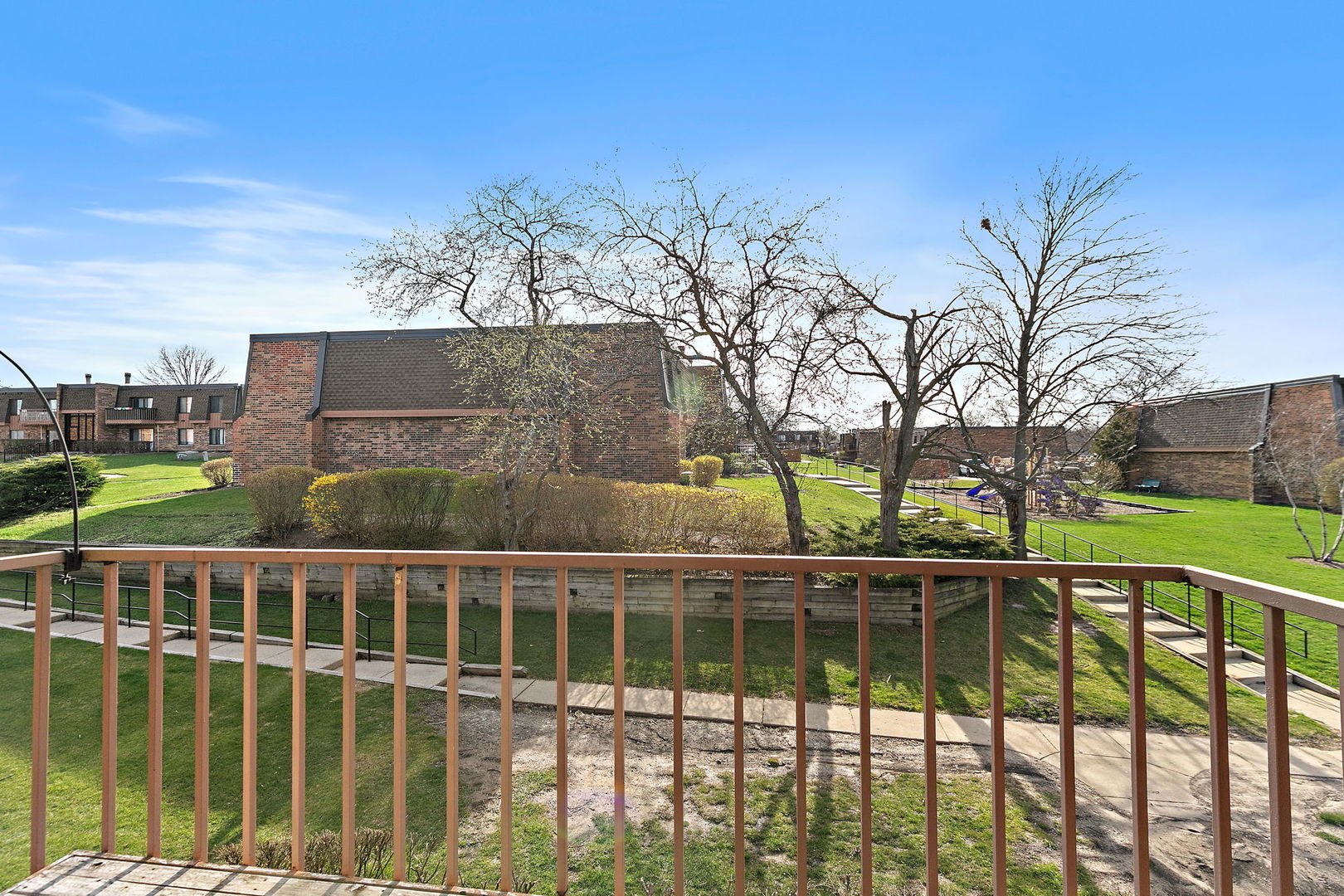 712 Tipperary Court #2B, Schaumburg, IL 60193