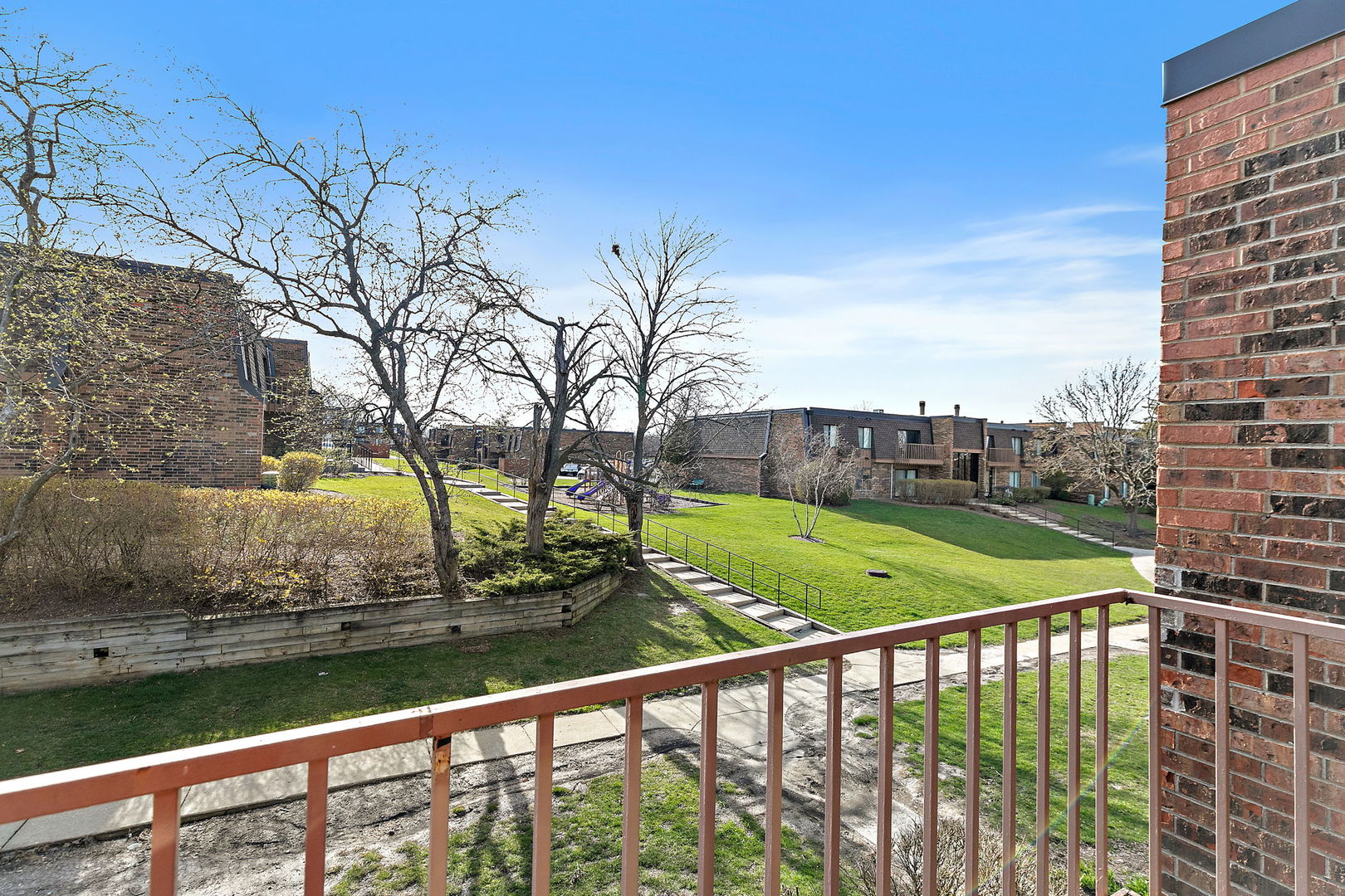 712 Tipperary Court #2B, Schaumburg, IL 60193