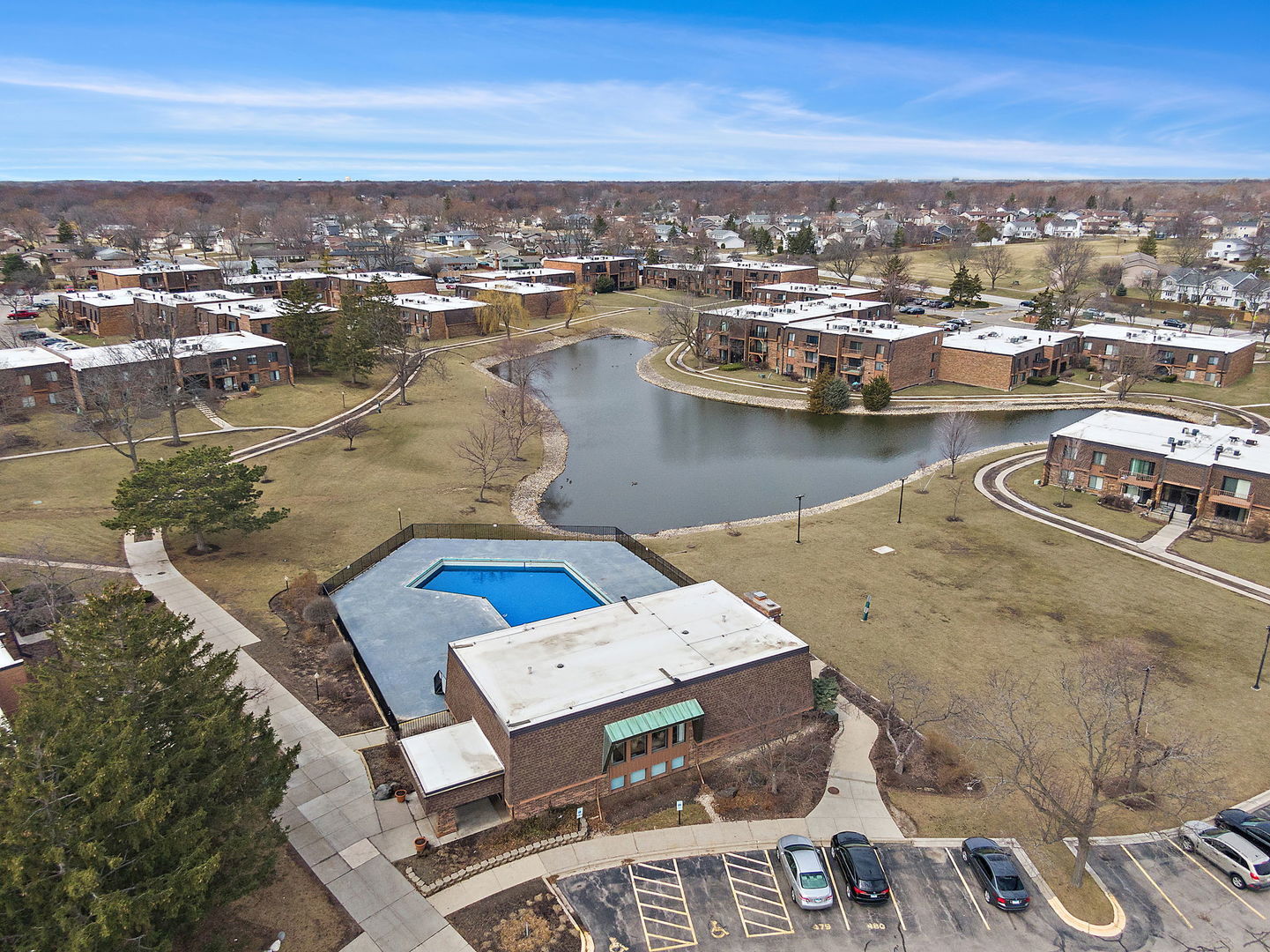 712 Tipperary Court #2B, Schaumburg, IL 60193