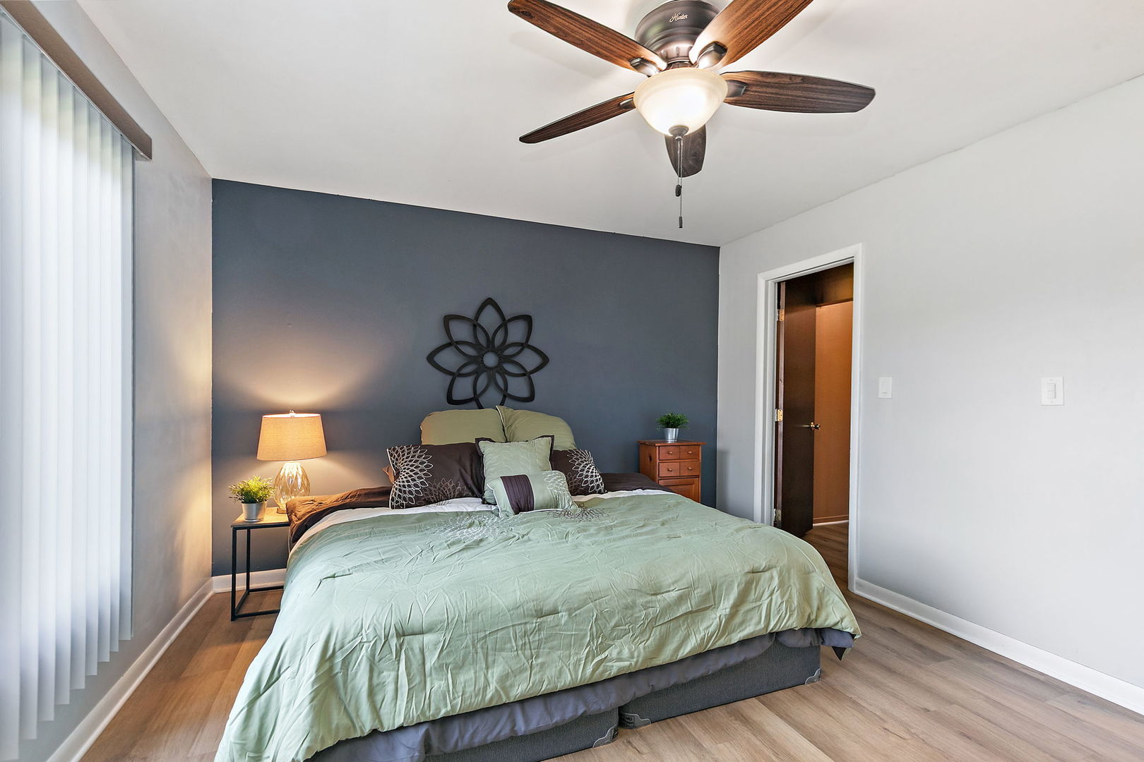 112 Mullingar Court #1A, Schaumburg, IL 60193