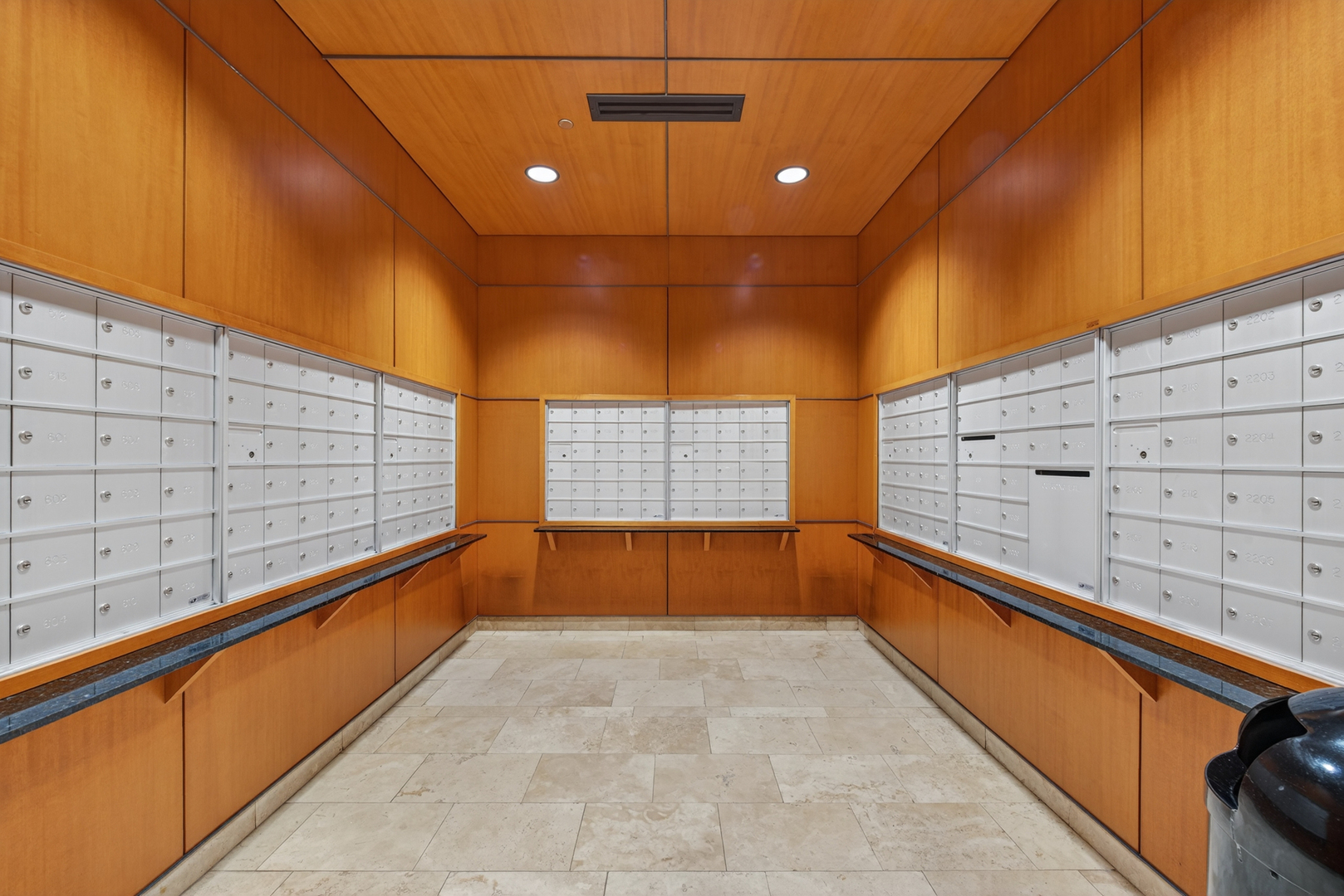 208 W Washington Street #1605, Chicago, IL 60606