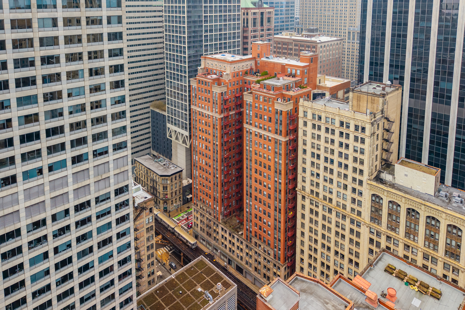 208 W Washington Street #1605, Chicago, IL 60606