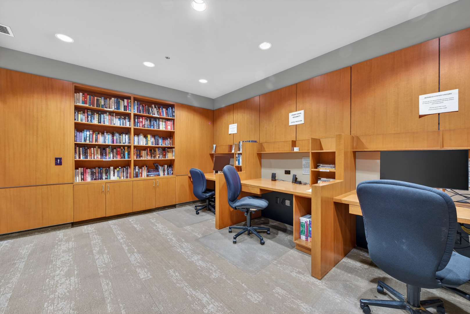 208 W Washington Street #1605, Chicago, IL 60606