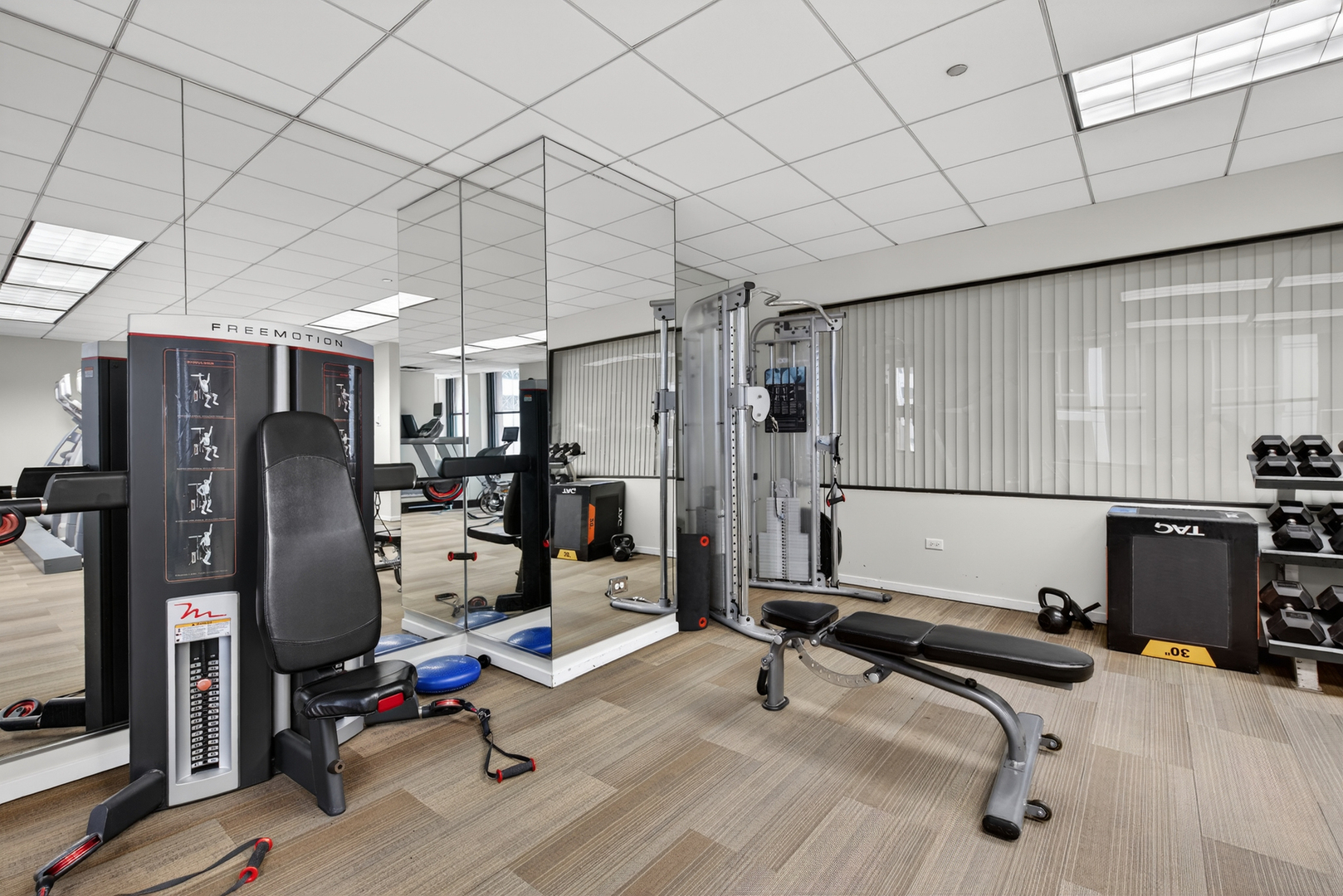 208 W Washington Street #1605, Chicago, IL 60606