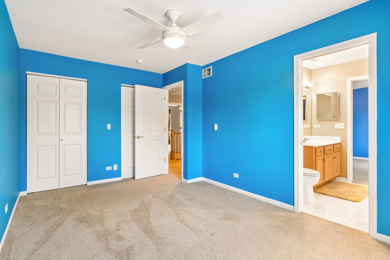 975 W Wilson Street, Palatine, IL 60067