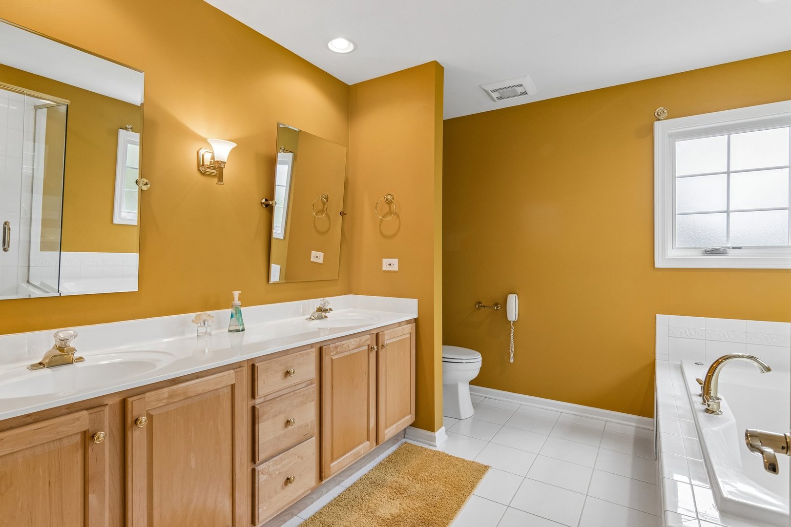 975 W Wilson Street, Palatine, IL 60067
