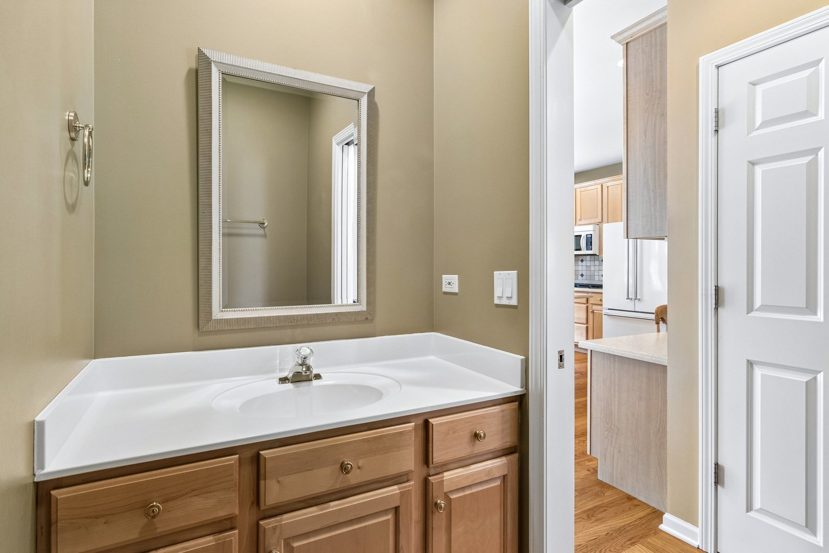 975 W Wilson Street, Palatine, IL 60067