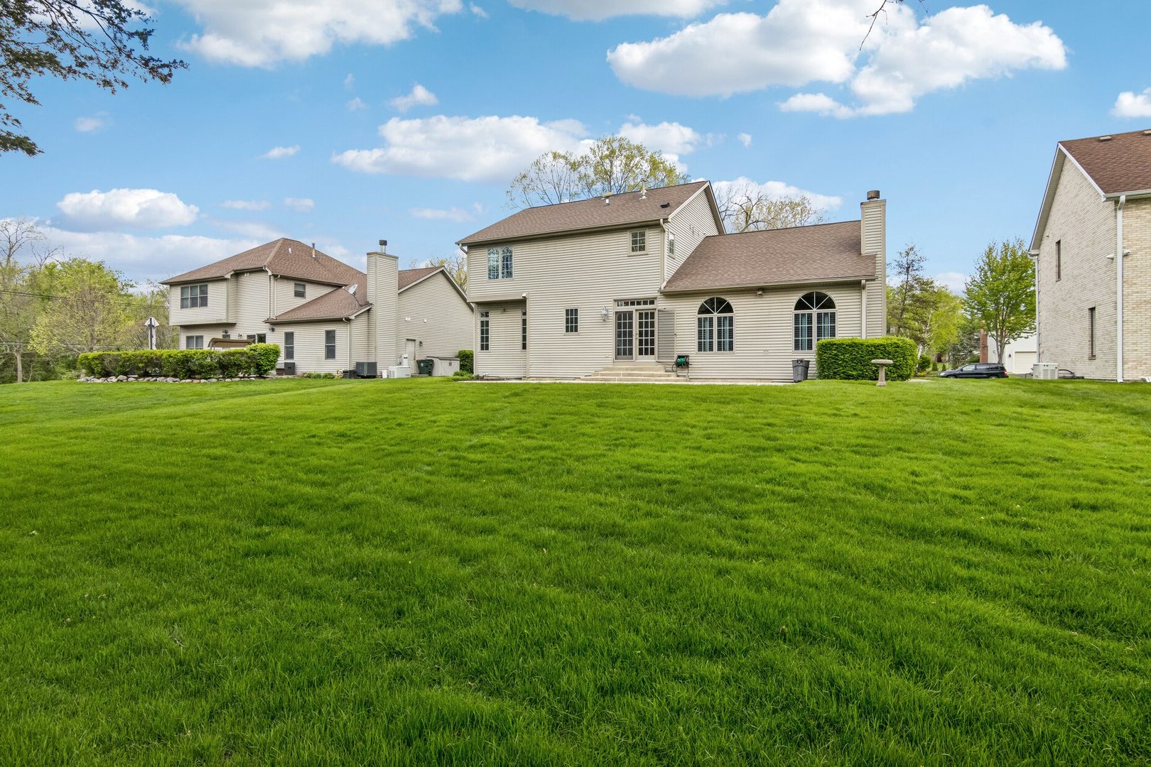 975 W Wilson Street, Palatine, IL 60067