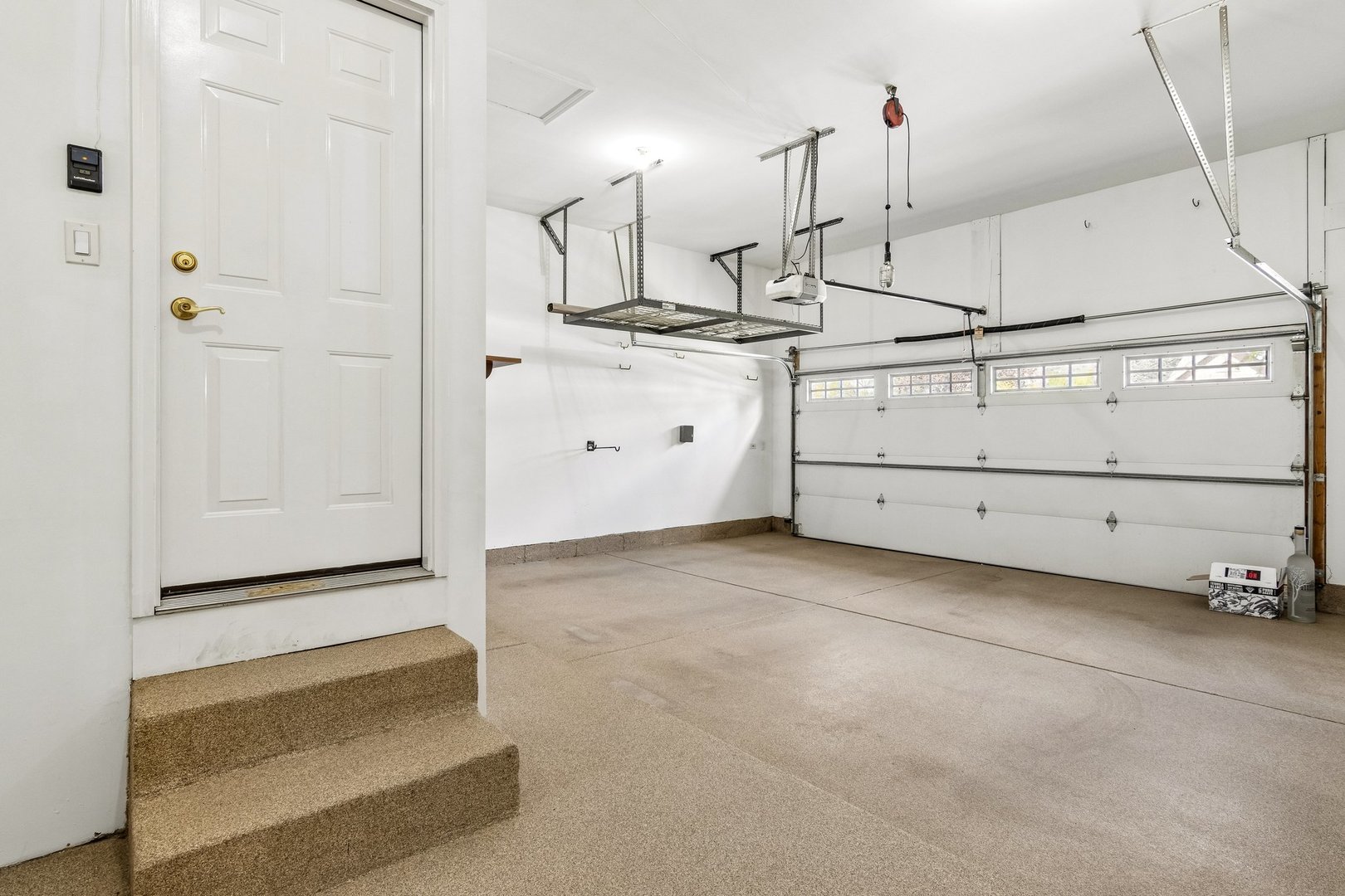 975 W Wilson Street, Palatine, IL 60067