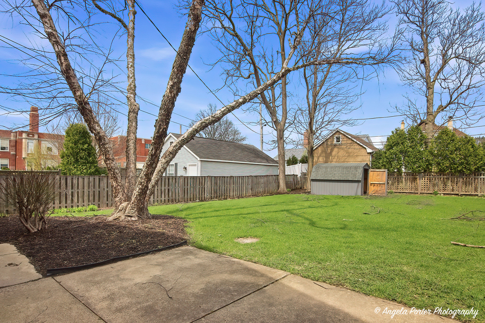 410 W Mueller Street, Arlington Heights, IL 60004