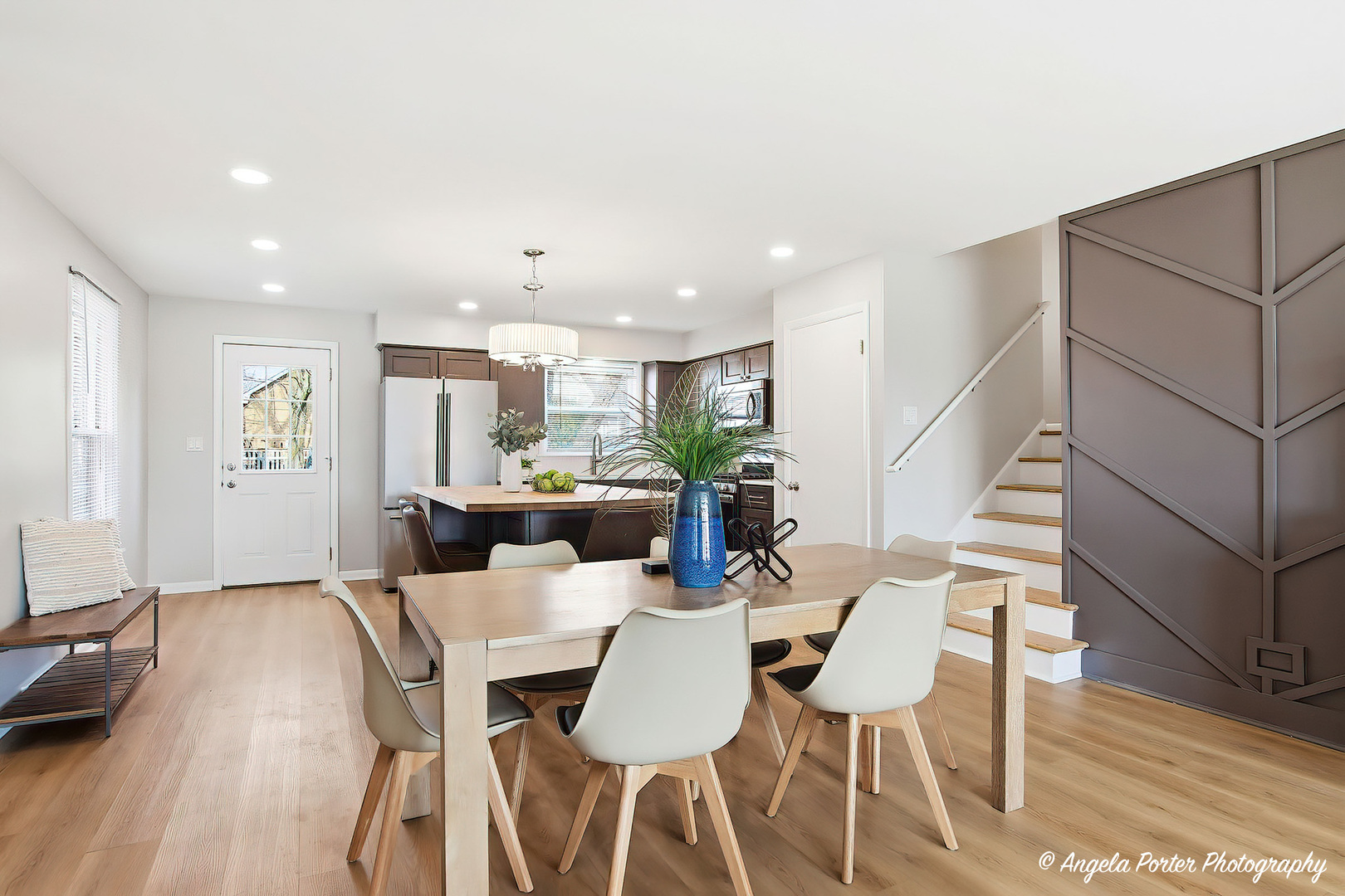 410 W Mueller Street, Arlington Heights, IL 60004