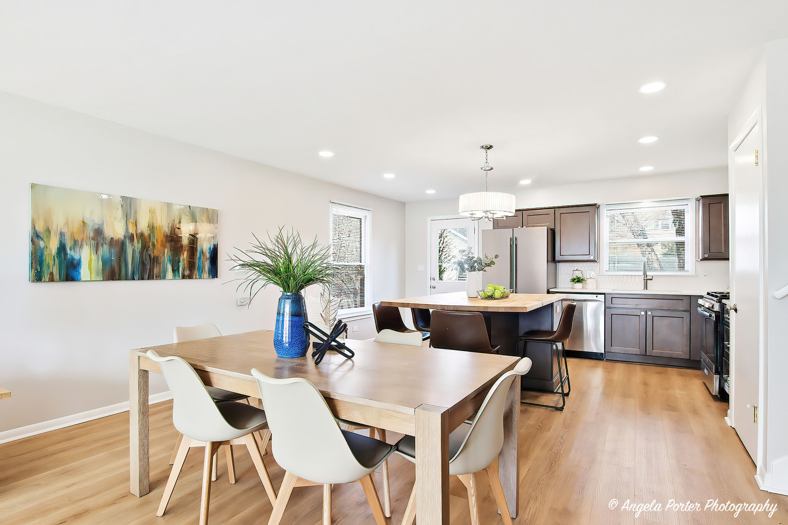 410 W Mueller Street, Arlington Heights, IL 60004