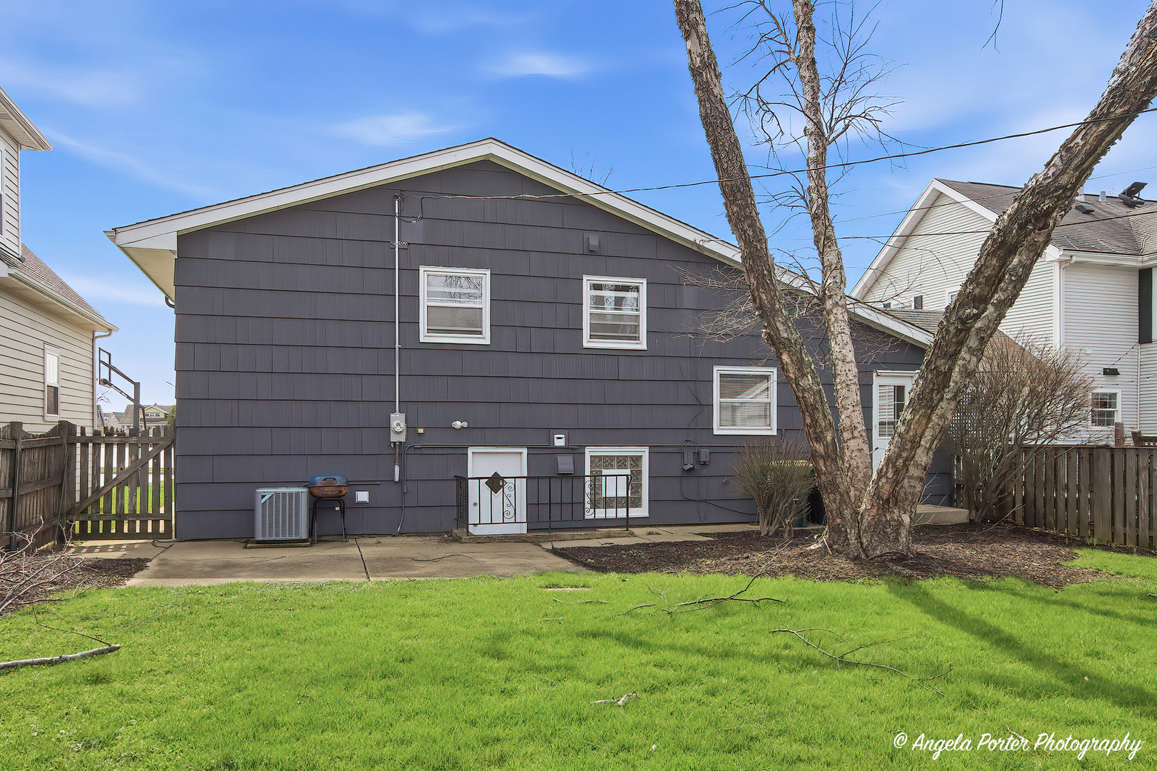 410 W Mueller Street, Arlington Heights, IL 60004