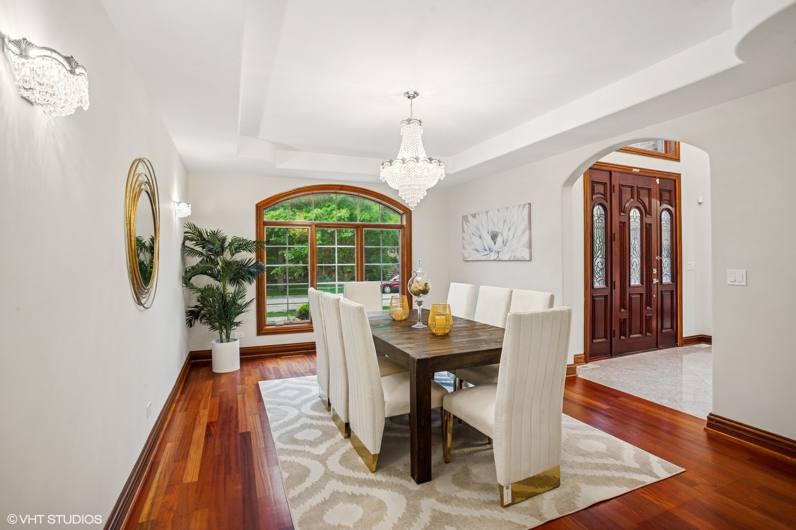 3832 W Chase Avenue, Lincolnwood, IL 60712