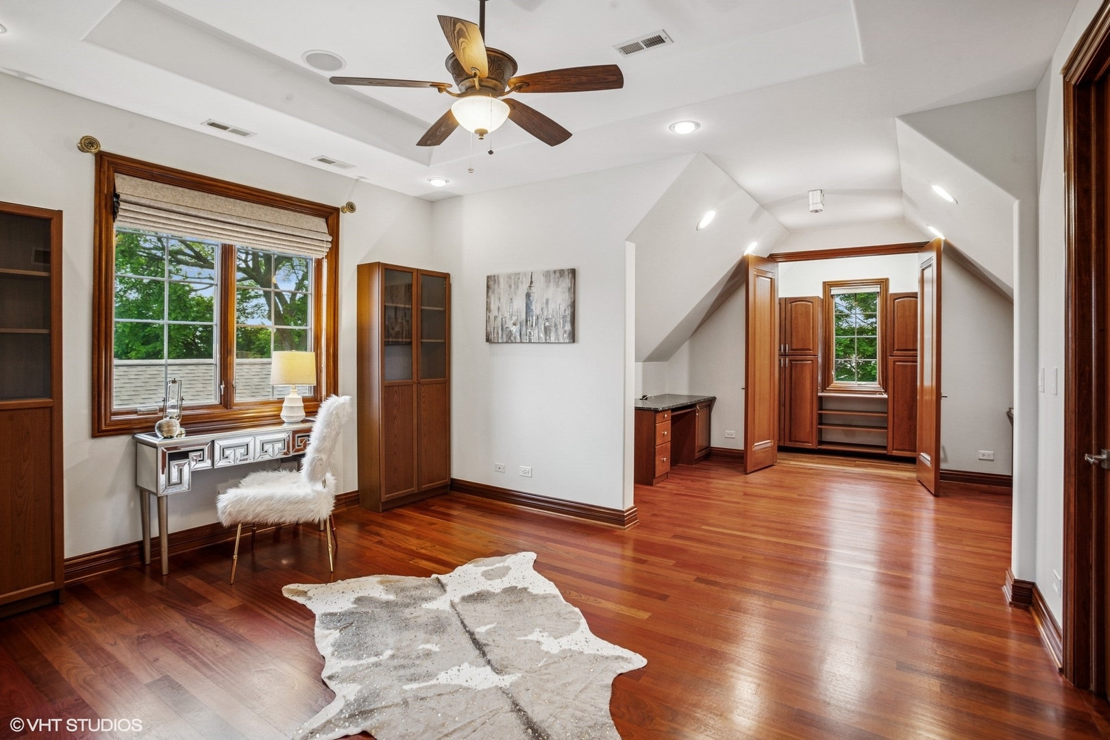 3832 W Chase Avenue, Lincolnwood, IL 60712