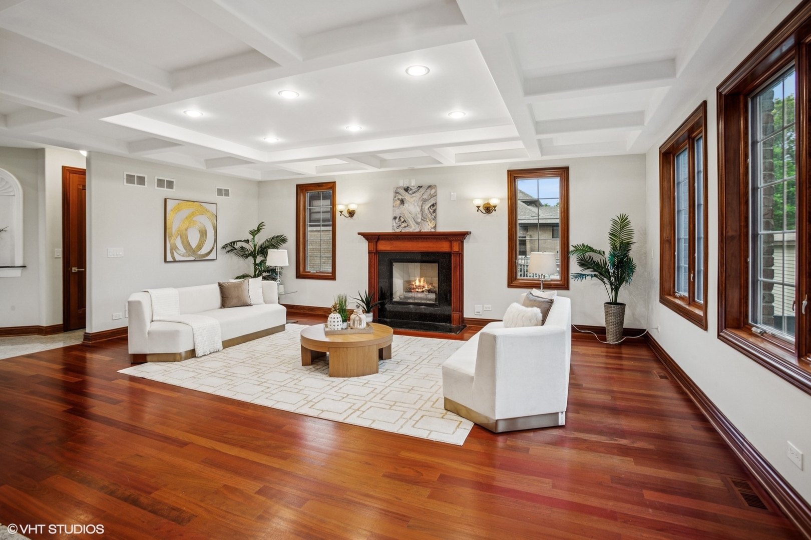 3832 W Chase Avenue, Lincolnwood, IL 60712