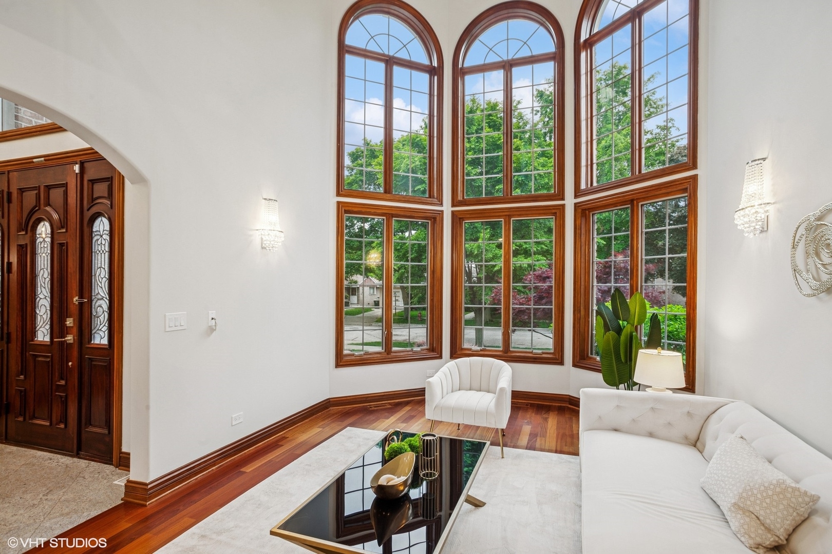 3832 W Chase Avenue, Lincolnwood, IL 60712