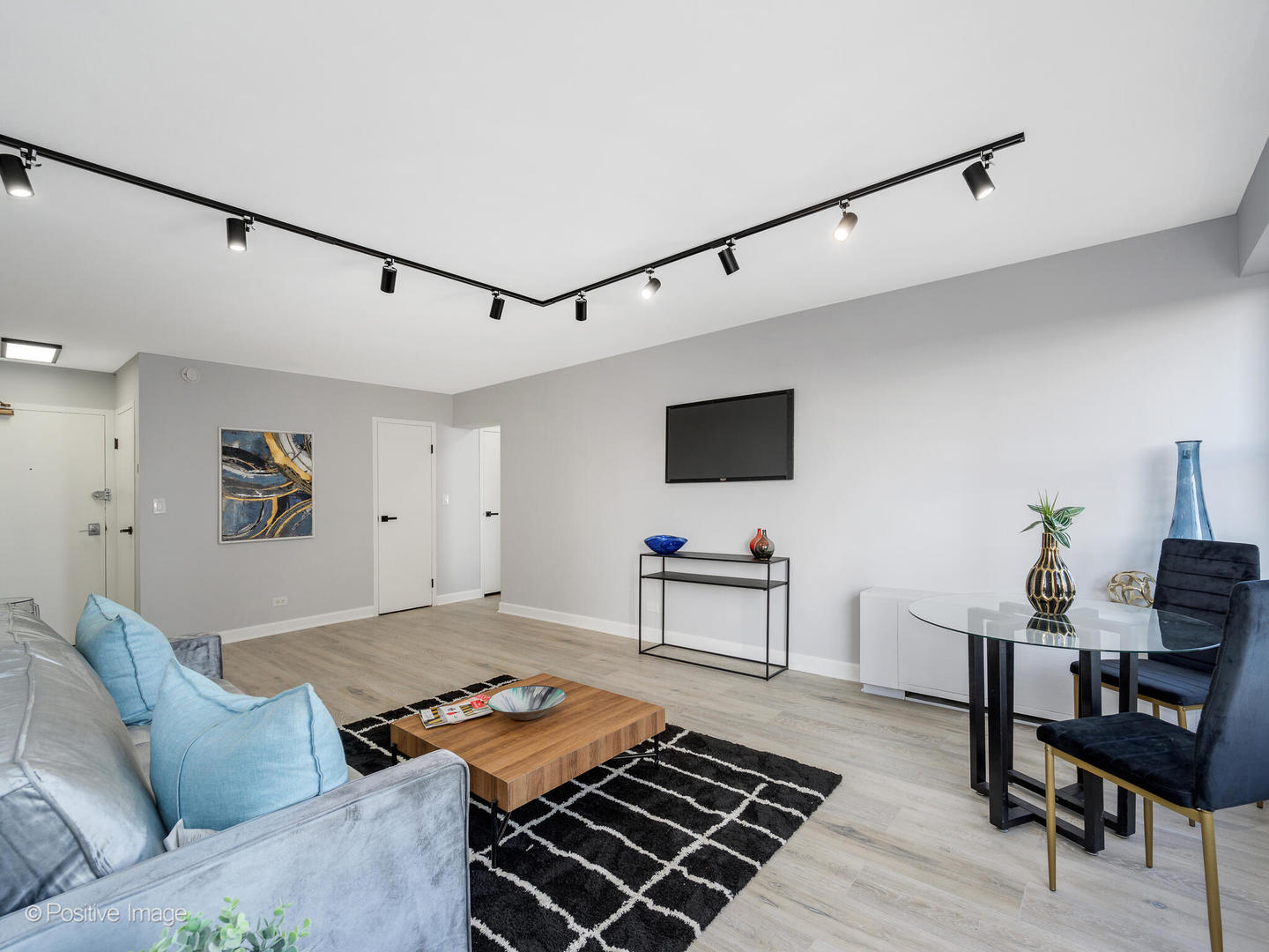 6157 N Sheridan Road #9J, Chicago, IL 60660