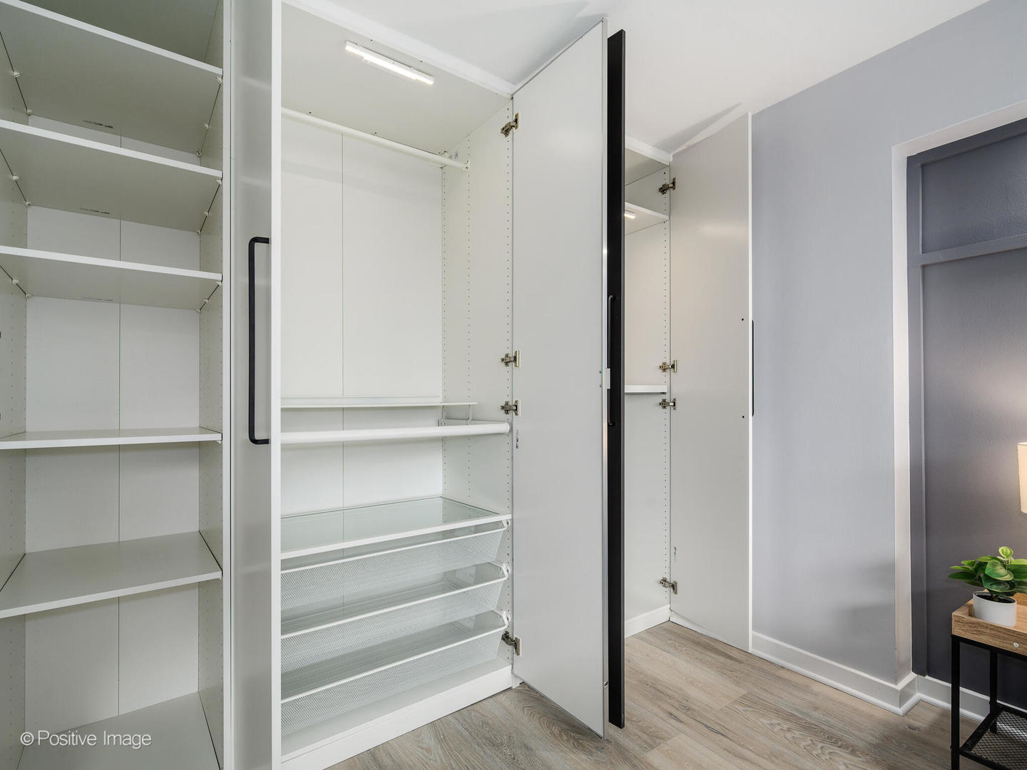 3950 N Lake Shore Drive #724, Chicago, IL 60613