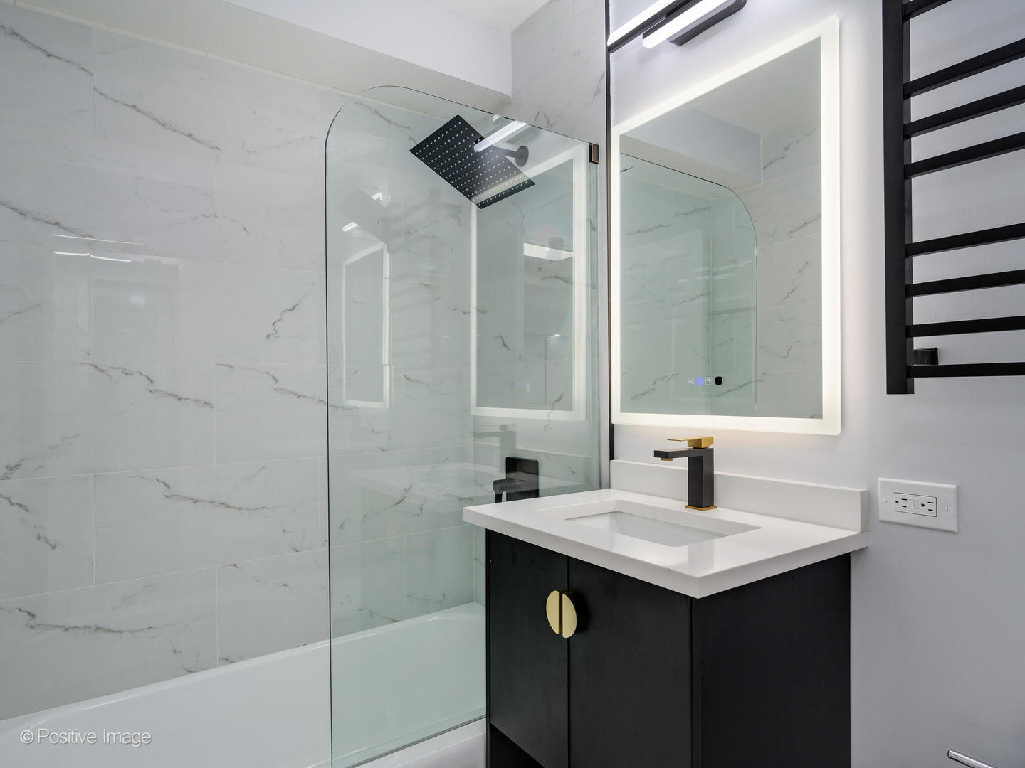 3950 N Lake Shore Drive #724, Chicago, IL 60613