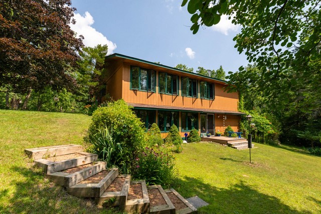 27130 89th Street, Salem, WI 53168