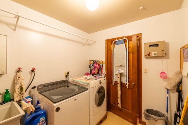 27130 89th Street, Salem, WI 53168